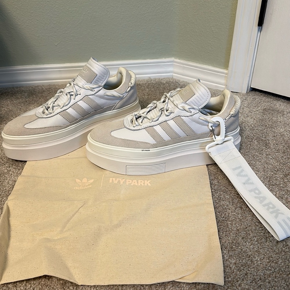 NEW. Rare Adidas IVY PARK
